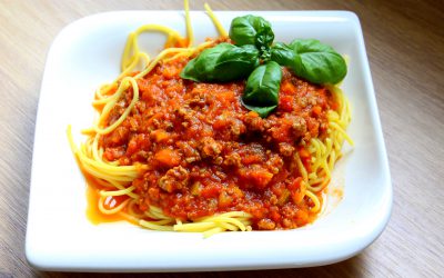Spaghetti mit Hackfleischsoße